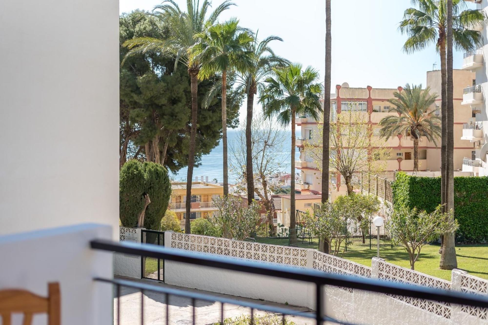 Torremolinos Yellow Fabuloso Andra المظهر الخارجي الصورة