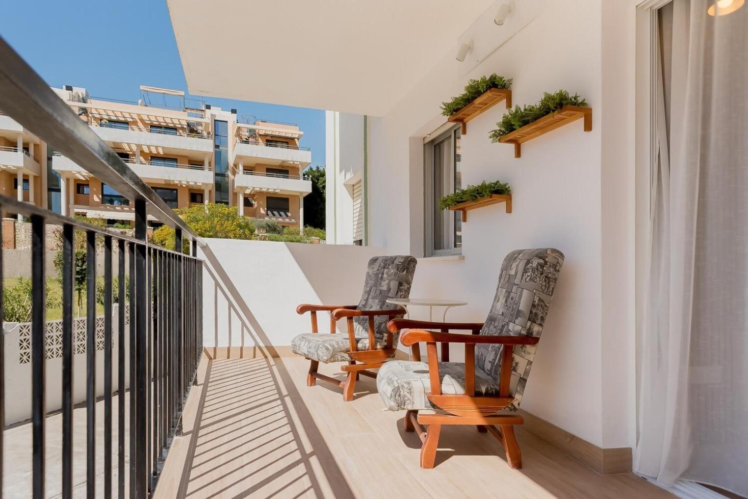 Torremolinos Yellow Fabuloso Andra المظهر الخارجي الصورة