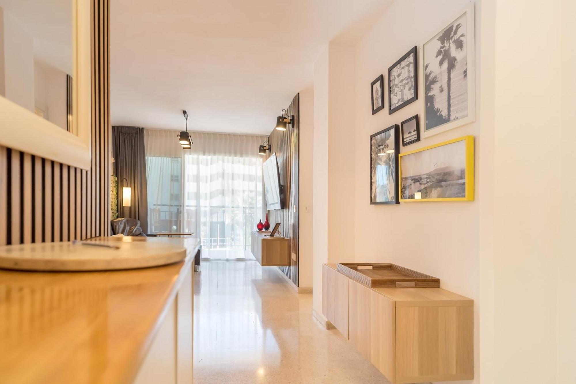Torremolinos Yellow Fabuloso Andra المظهر الخارجي الصورة